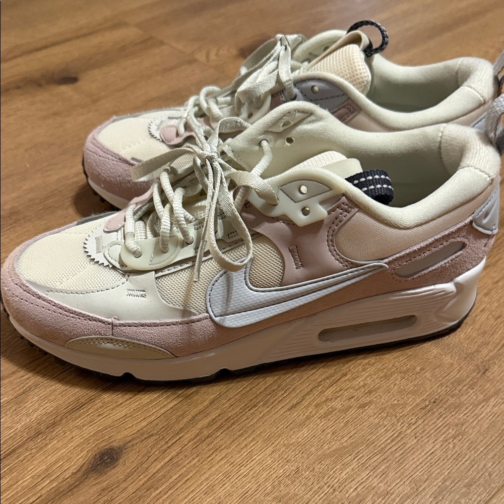 Women’s Nike Air Max